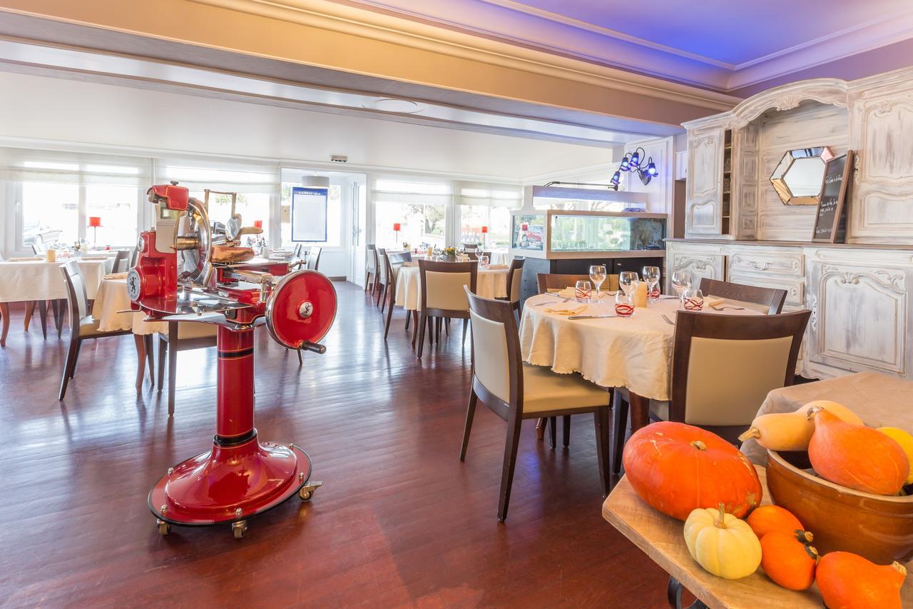 Hotel De Paris Курсёль-сюр-Мер Экстерьер фото